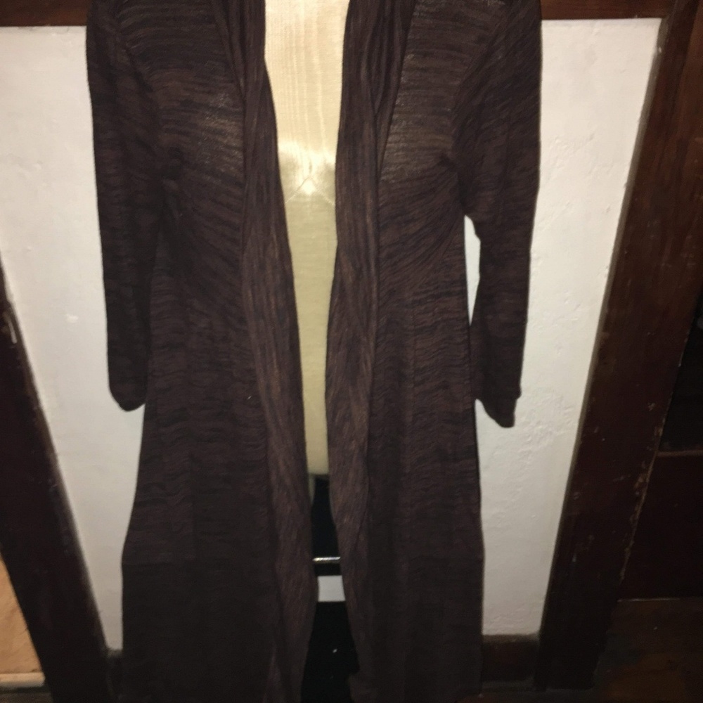 Clothes - Picture 6 of 8